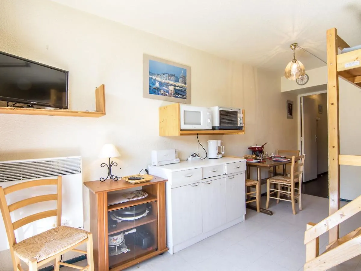 Apartment Studio Soyouz Vanguard-10 By Interhome